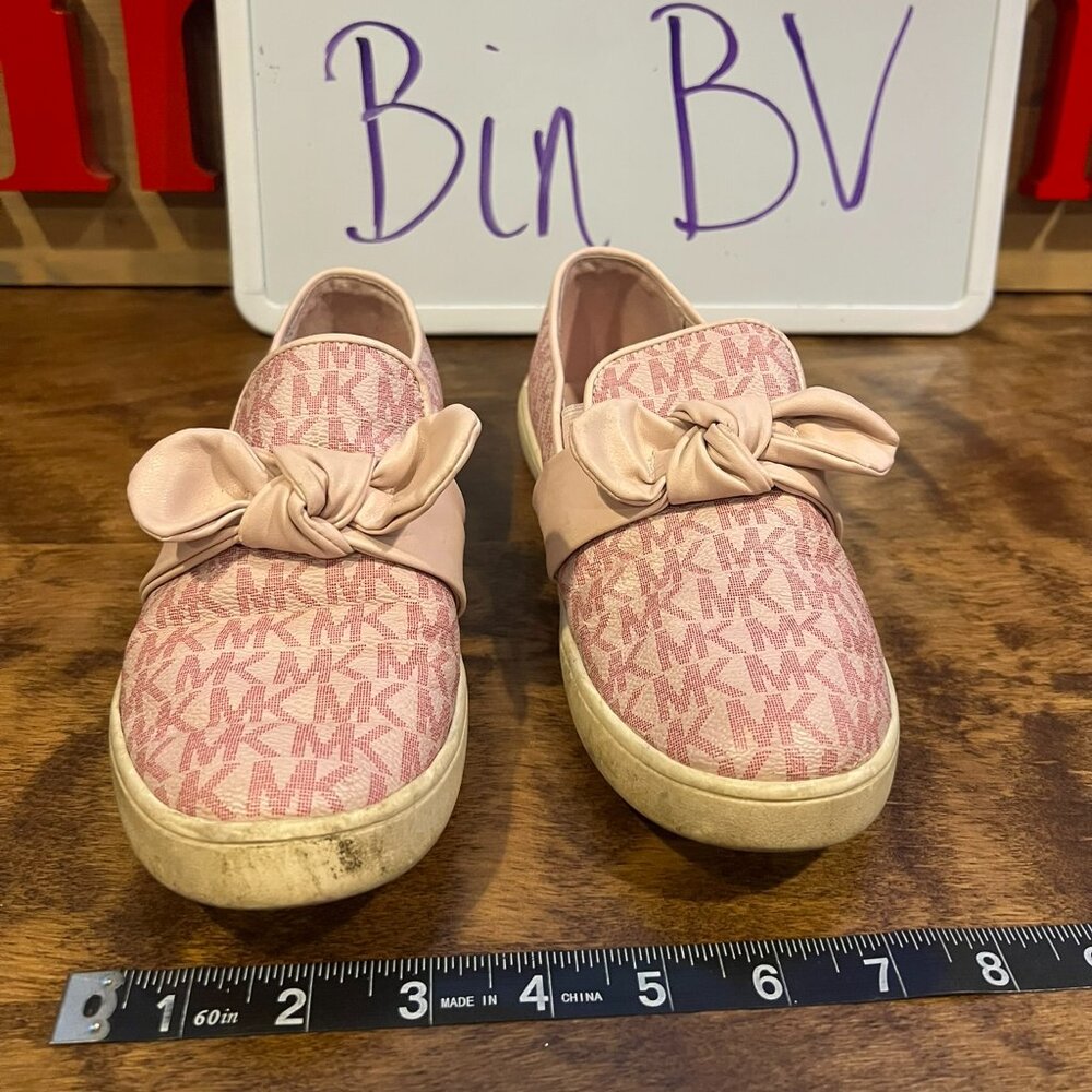 Great condition - MICHAEL KORS SHOES